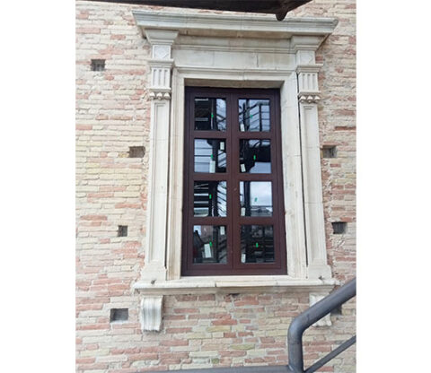 Finestre Apribili in Alluminio per uso esterno – CE